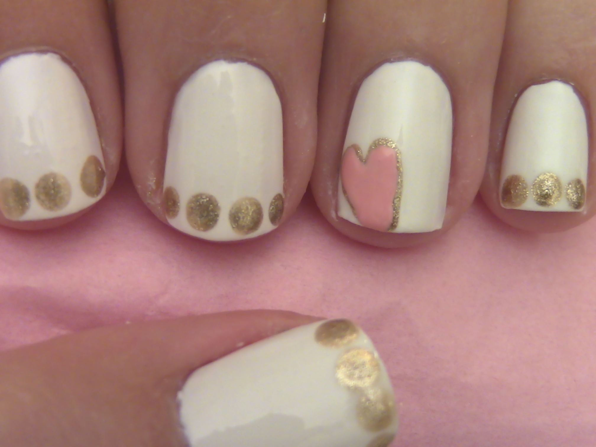 nail art with heart